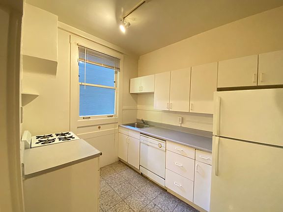 2nd image of 555 Ofarrell St APT 103