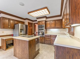 909 Willow Run South Dr, Raleigh, NC 27615