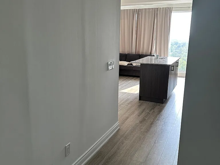 9618 Yonge St N #1202 — Photo 5