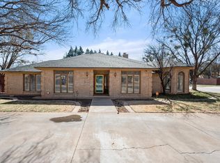 2429 N 1st St, Tahoka, TX 79373