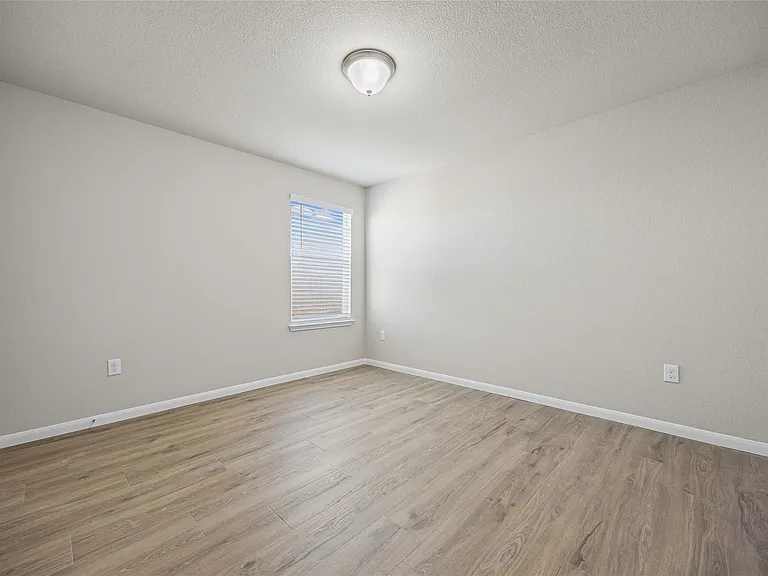 3103 Crystal Bend Dr — Photo 17