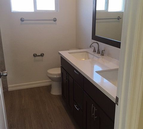 4th image of 2512 Santa Ana Blvd S