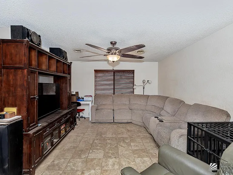 12408 E Calle Maria — Photo 6