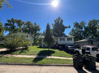 9709 Grand Ave, Omaha, NE 68134