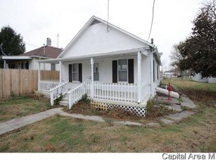 604 Linkins Ave, Tovey, IL 62570