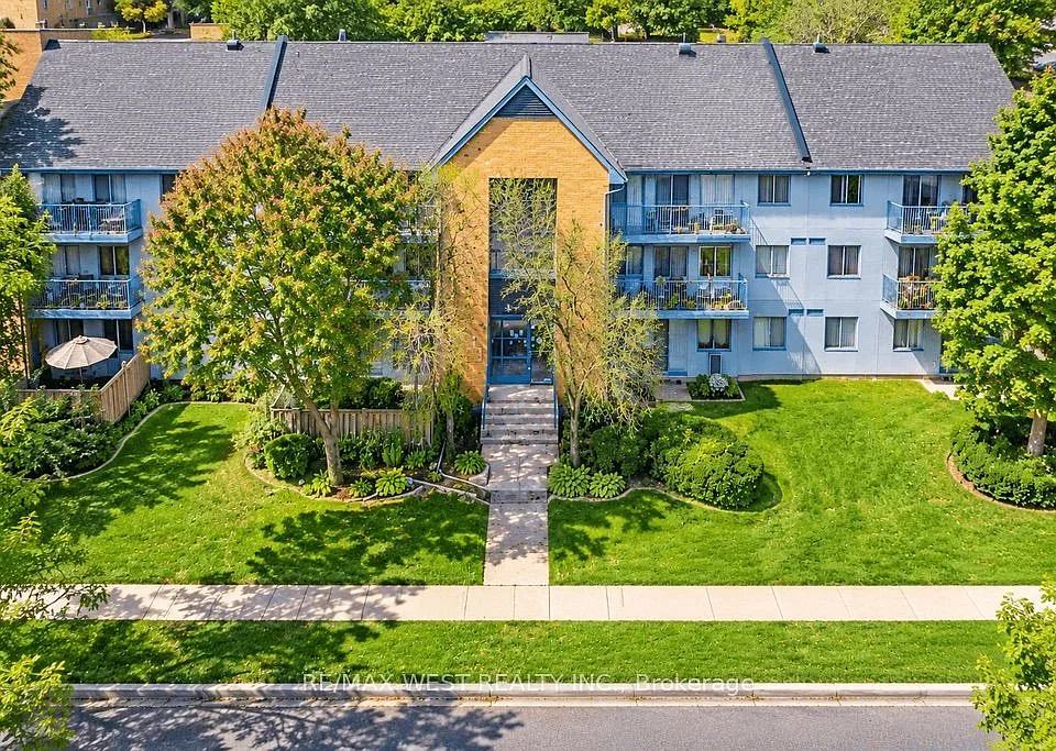 65 Trailwood Dr #233