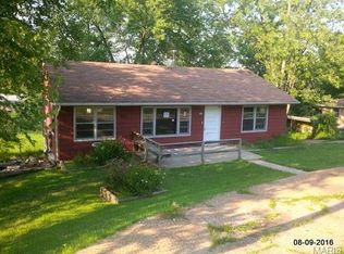 619 Magoffin Rd, Saint Louis, MO 63129