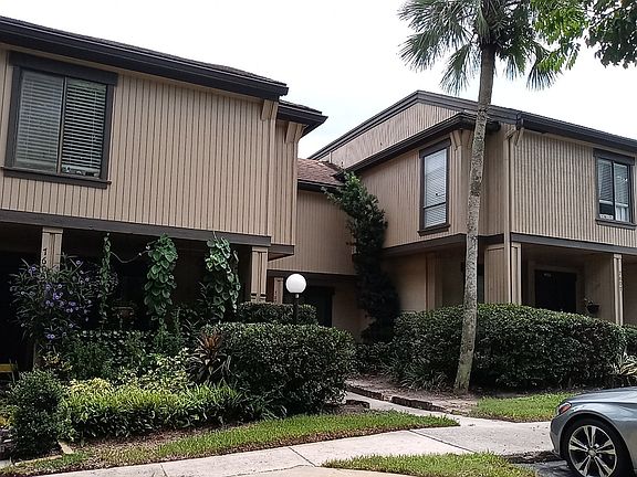 3rd image of 7605 Las Palmas Way