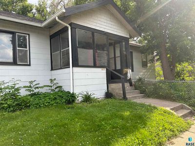 815 W 2nd St, Sioux Falls, SD, 57104