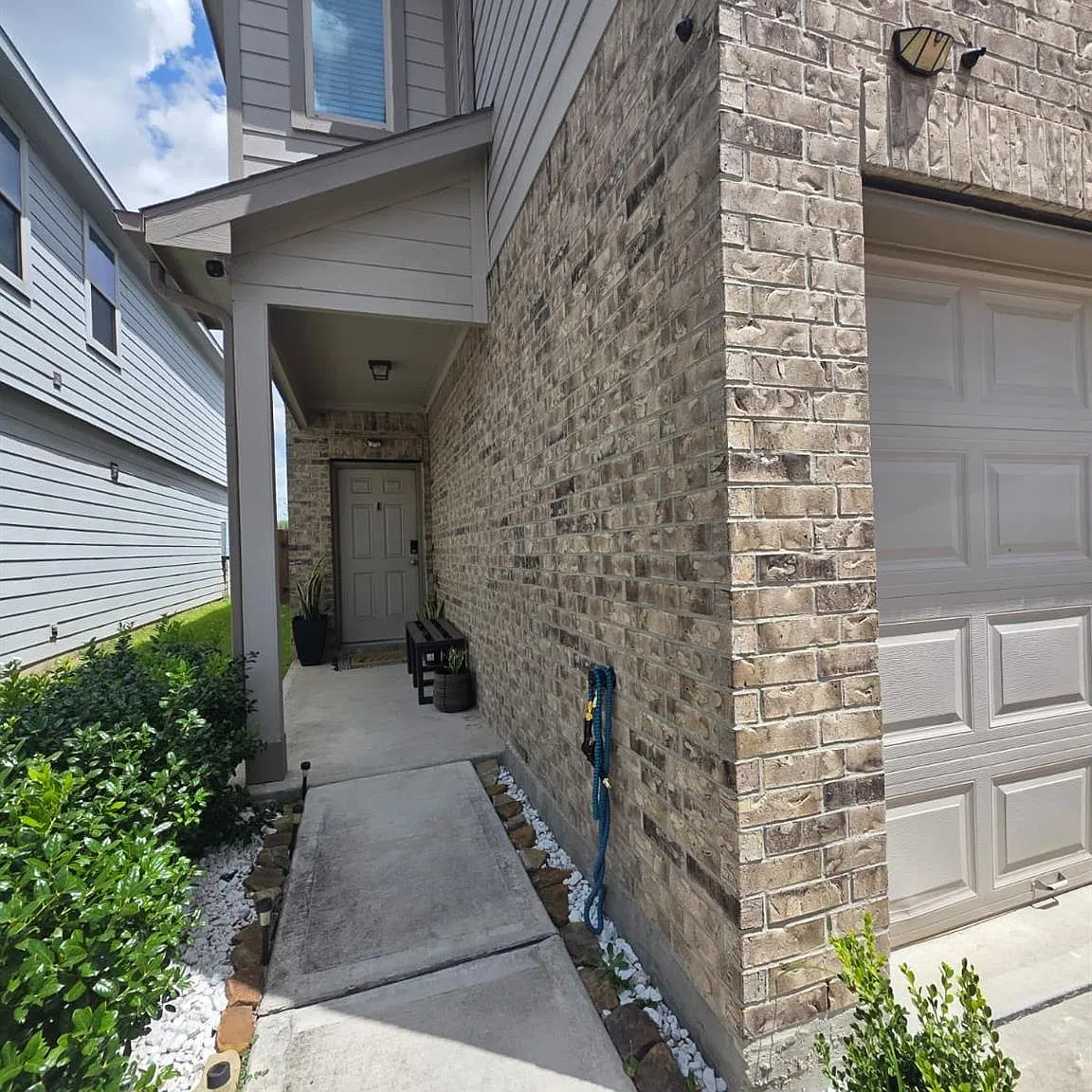 3 bed, 2.5 bath, 1725 sqft, $2,000 — Photo 4