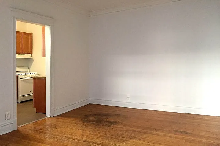 Greenwood 5201 — Photo 28