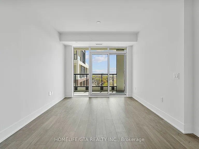 858 Dupont St #602 — Photo 18