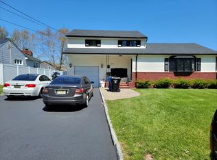 119 Crestview Dr, Middletown, NJ 07748