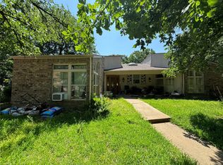 3002 Clear Lake Ct, Arlington, TX 76017