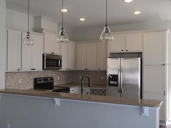 5th image of 2239 Cedar Garden Dr