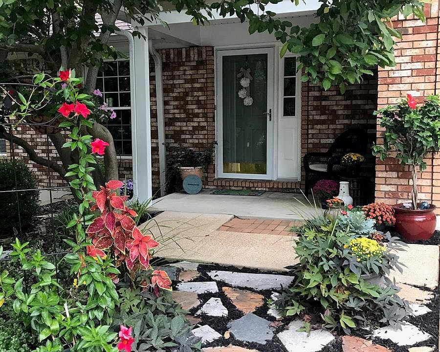 1st image of 9906 Torigney Ct