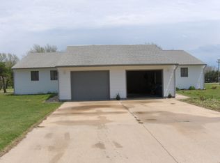 1938-1940 North Abbey Road, Kingman, KS 67068