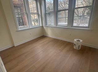 2124 Himrod St #3, Ridgewood, NY 11385