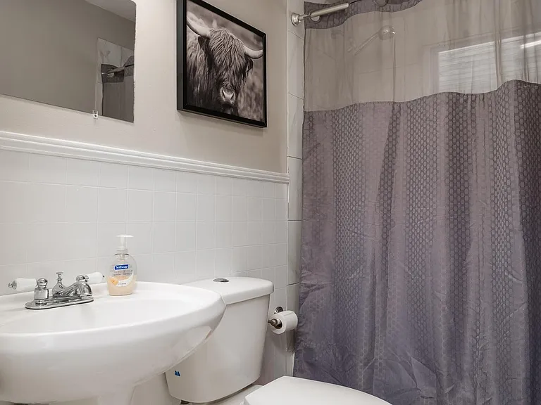702 Ogrady Dr — Photo 18