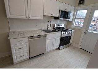 1515 Hopewell Ave, Essex, MD 21221