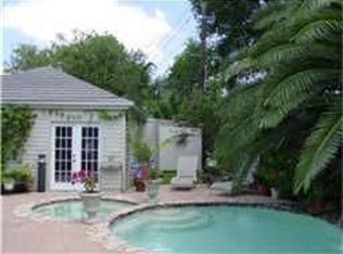 1403 Warwickshire Dr, Houston, TX 77077