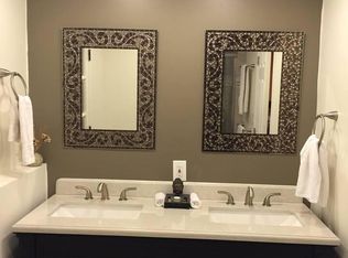 1466 Ridgeway St, Oceanside, CA 92054