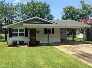 205 N 36th St, Fort Smith, AR 72903