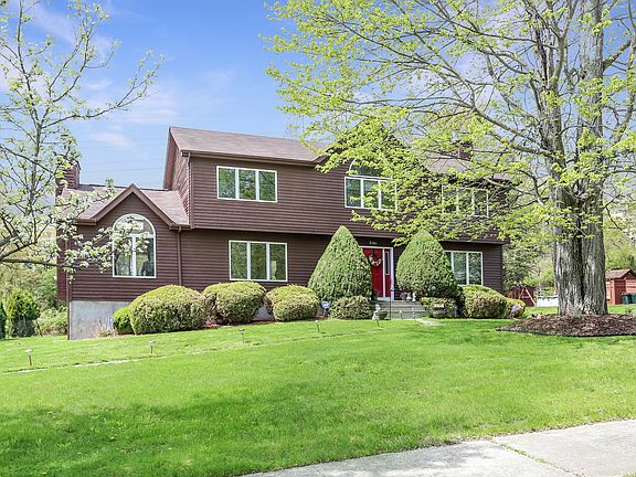 2nd image of 2761 Ogden Dr