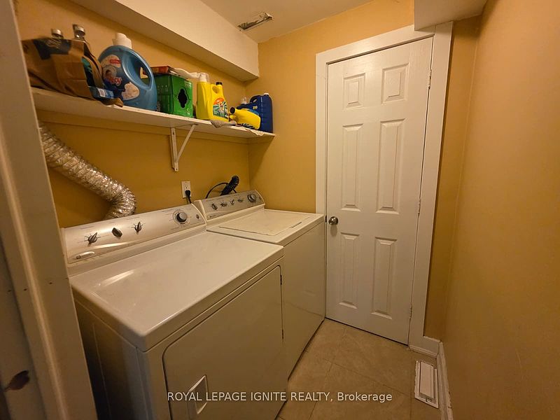 Toronto House for rent - 2 Bedrooms — photo 11