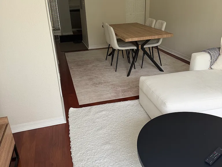 2082 NE 167th St #3 — Photo 2