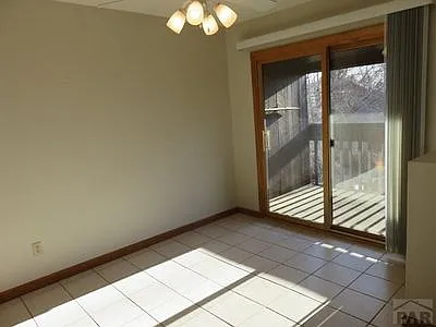 180 Bonnymede Rd #D — Photo 7