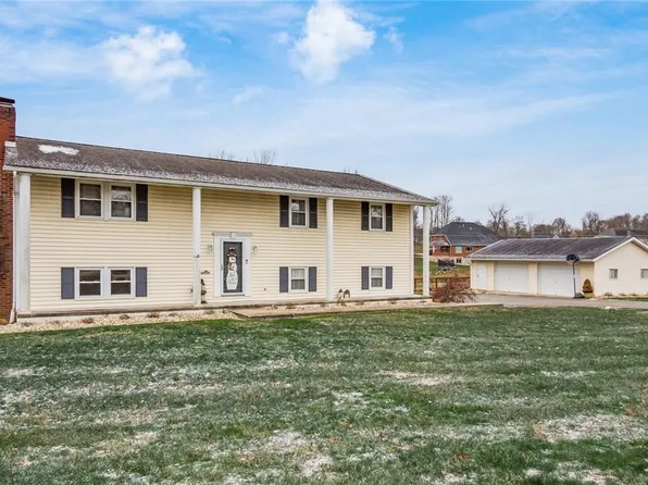 358 Rose Ln, Zanesville, OH 43701