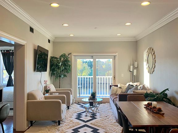 Dining & living room