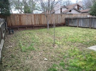 5517 E Knoll Dr, Fair Oaks, CA 95628