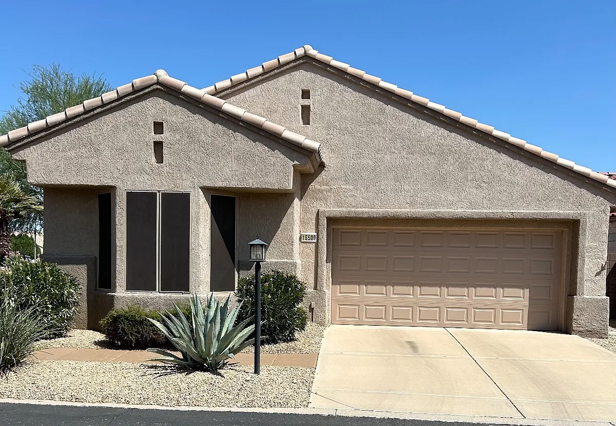 Building Photo - 15509 W Coral Pointe Dr