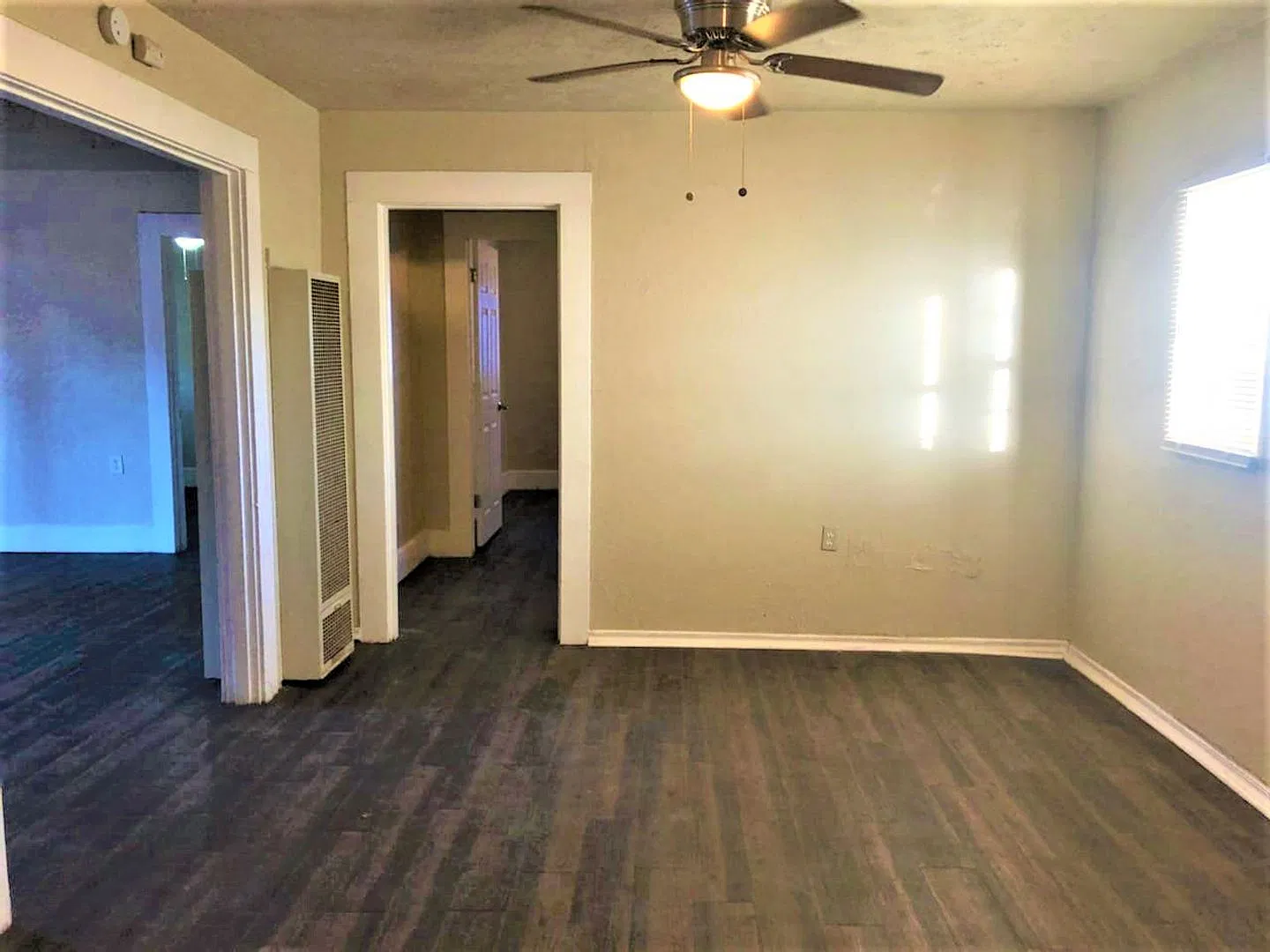 Coming Soon! Handyman Special $0 First Month's Rent / "You Fix, You Save Big!! — Photo 3