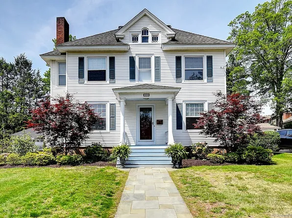 59 Golf Street, Newington, CT 06111