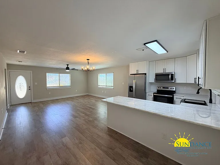 645 Virginia Oak Ct — Photo 2