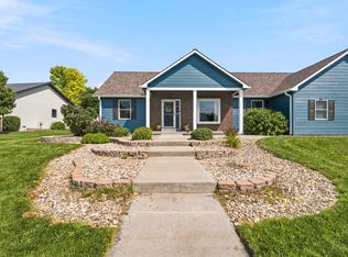 9101 Llara Cir, Manhattan, KS 66502