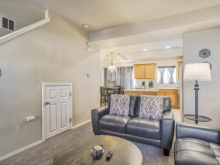 1025 Cheyenne Villas Point — Photo 13