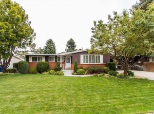 781 E Ridgeview Dr, South Ogden, UT 84403