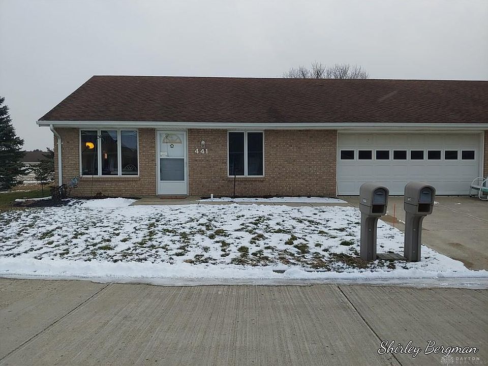 1st image of 441 Samantha Cir