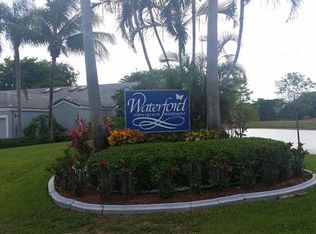 8455 Waterford Cir, Tamarac, FL 33321
