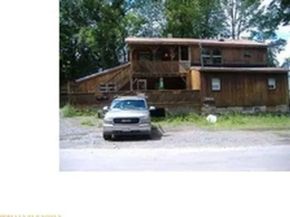 4 Dyer Ct, Fairfield, ME 04937