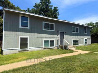 2810 SE Monroe, Topeka, KS 66605