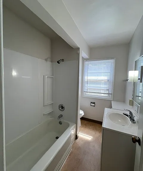 610 Washington St #14 — Photo 7