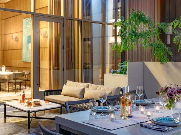 249 East 62nd Street image 1 of 23