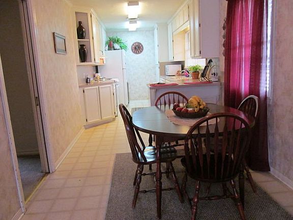 2nd image of 5645 Camellia Dr