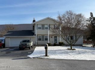 910 E Hudson Ave, Altoona, PA 16602