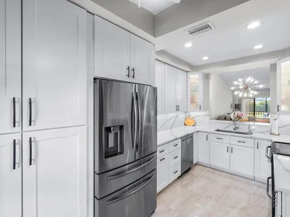 5120 Golfview Court #1722, Delray Beach, FL 33484